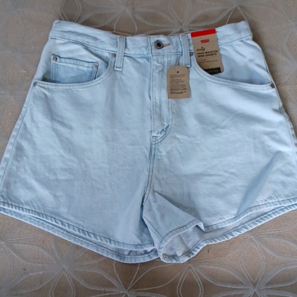 Levi's High Waist Denim Mom Shorts Light Blue